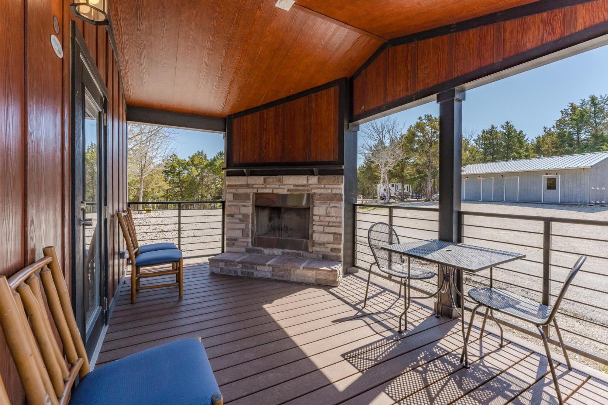 Indian Point Cabin 4 Near Sdc, Branson, Table Rock Lake ภายนอก รูปภาพ